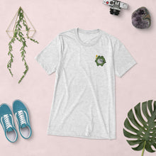 Load image into Gallery viewer, Knife Froggie Short Sleeve shirt